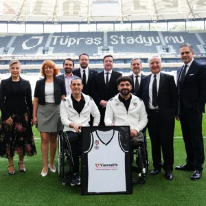 Viennalife, Beşiktaş Tekerlekli Sandalye Basketbol Takımı’nın İsim ve Forma Göğüs Sponsoru Oldu
